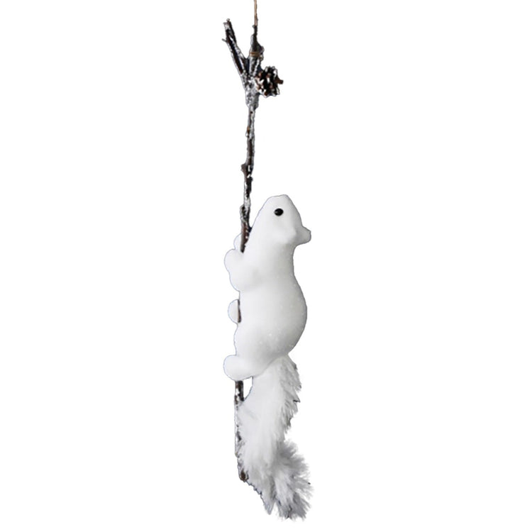 ARDILLA BLANCA EN TRONCO DE MADERA
